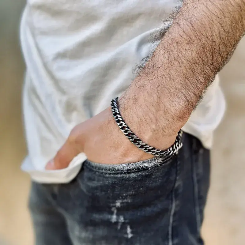 دستبند - تصویر ۲